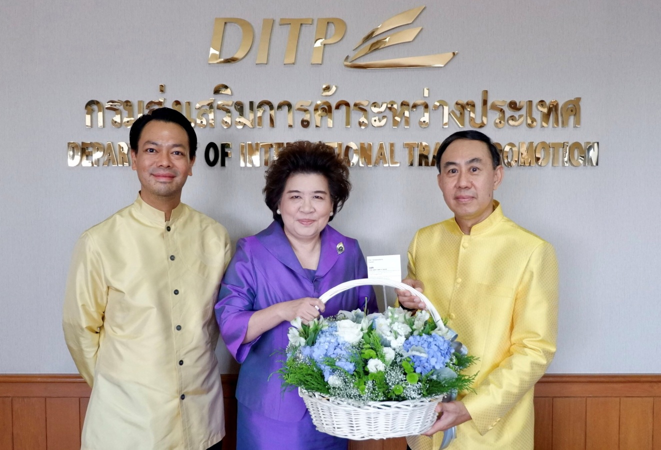 EXIM Thailand Congratulates New Director-General of Department of International Trade Promotion