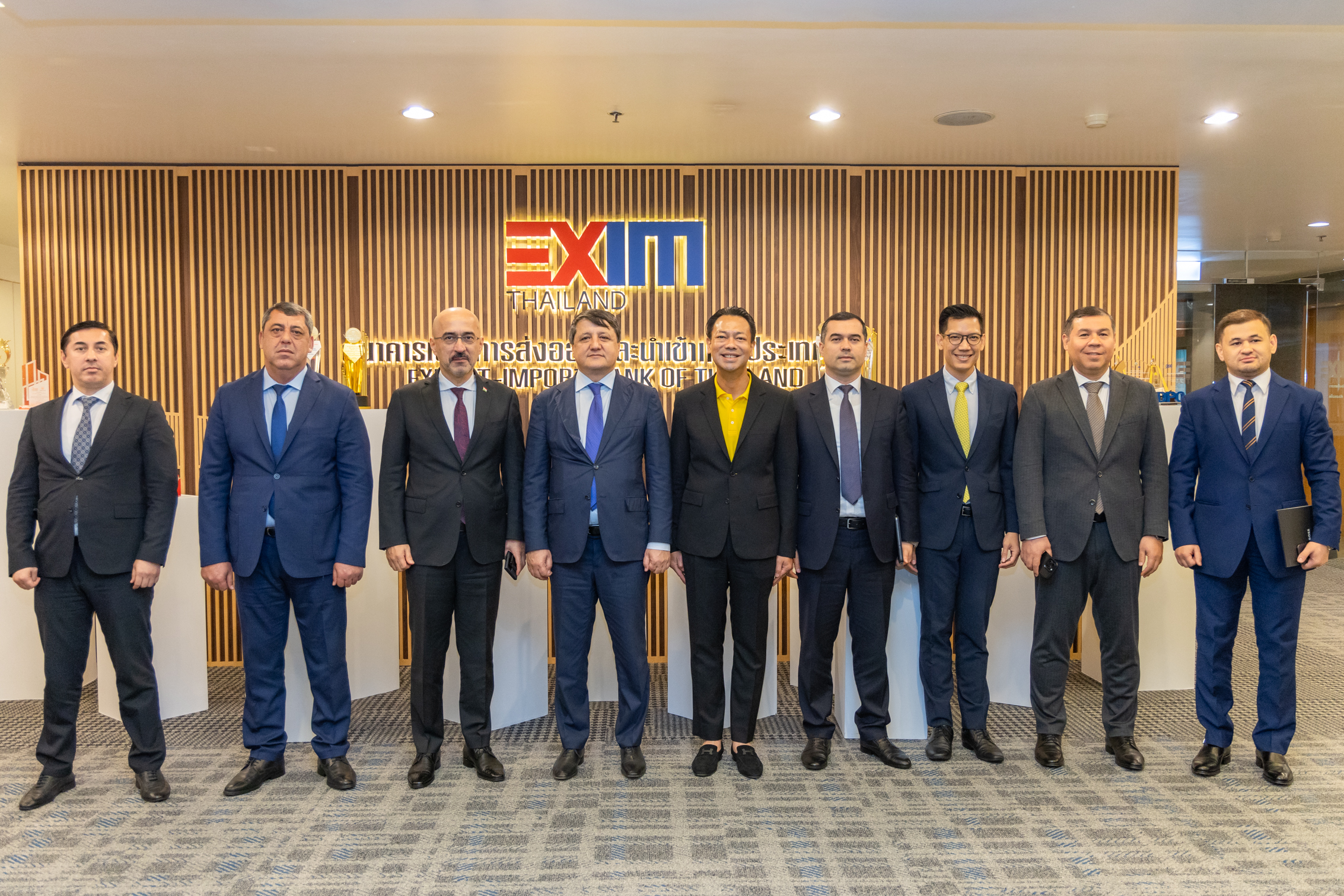 EXIM Thailand Meets with Minister of Industry and New Technologies of Tajikistan