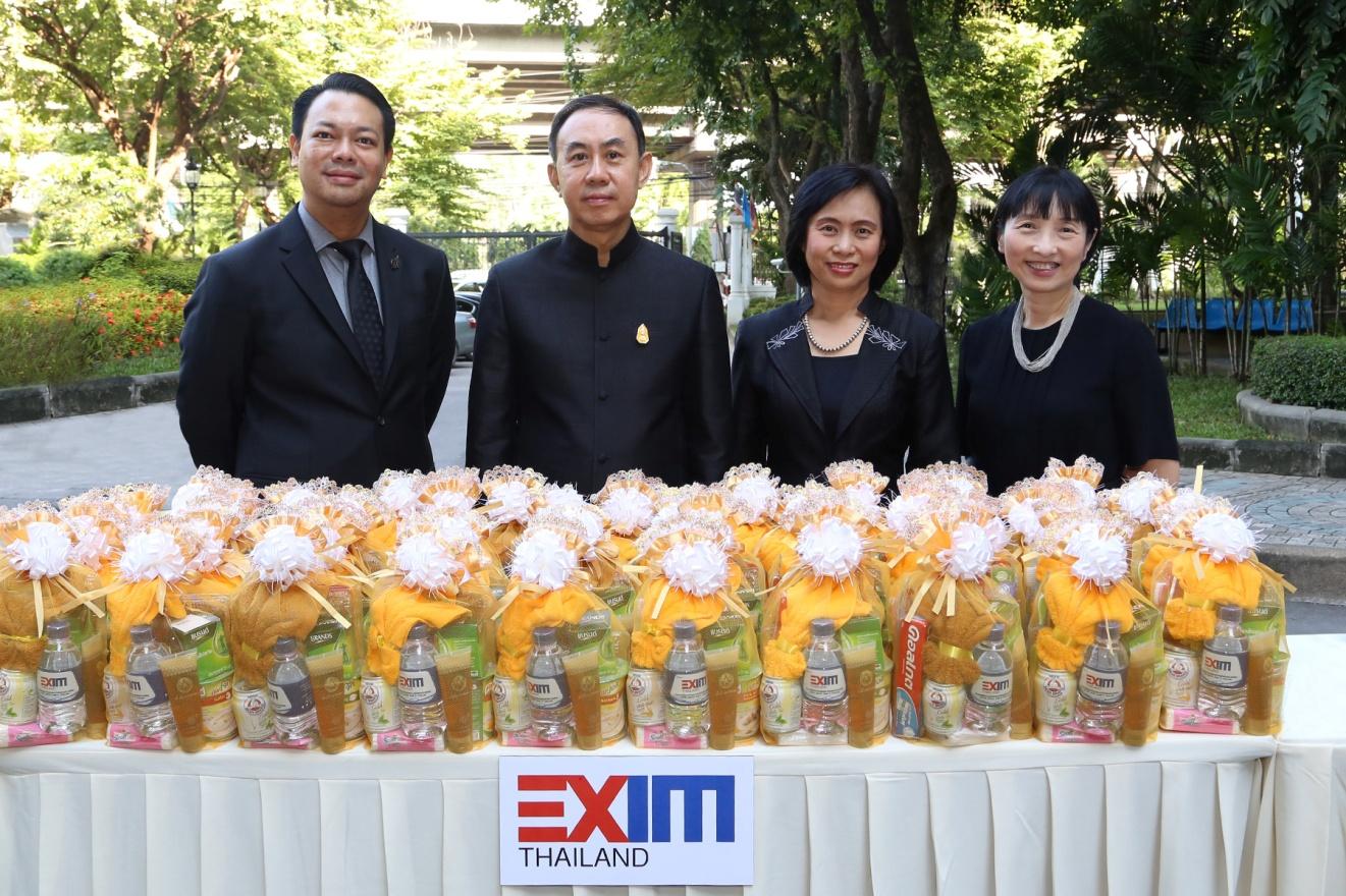EXIM Thailand Joins Merit Making Ceremony for His Majesty the Late King Bhumibhol Adulyadej
