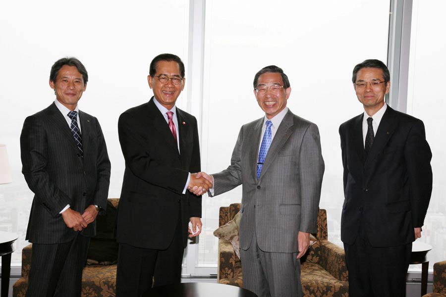 EXIM Thailand Visits Daiwa Securities Group Head Office
