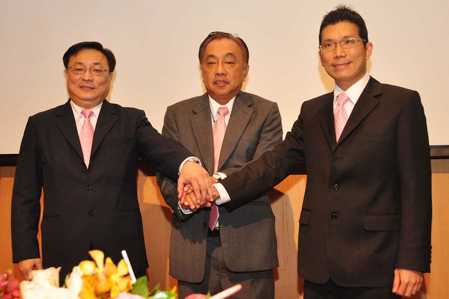 EXIM Thailand Joins Hands with NEDA and GSB to Finance Lao PDR
