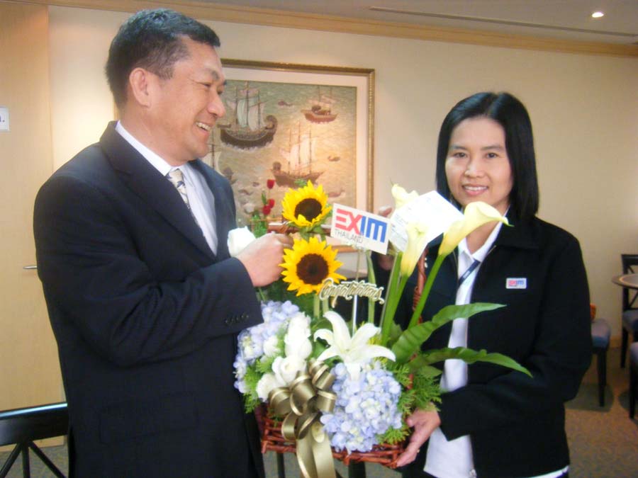 EXIM BANK ร่วมยินดีกับประธานสภาผู้ส่งสินค้าทางเรือแห่งประเทศไทย